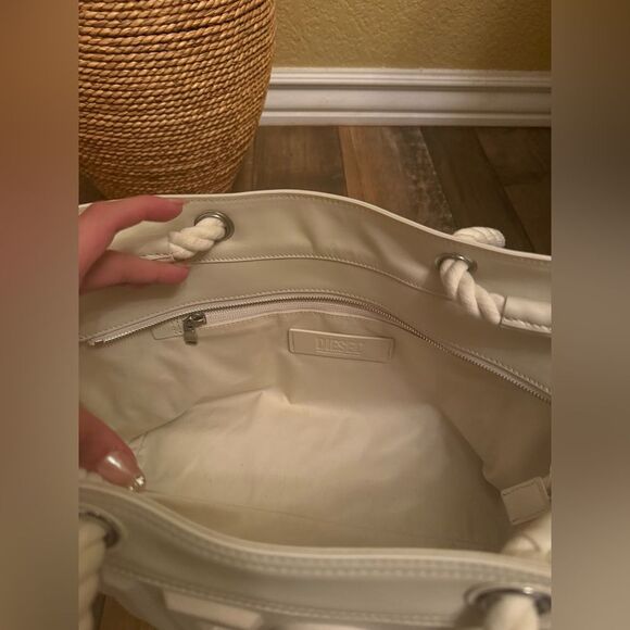 NEW DIESEL Rope Logo-Embossed Tote Bag - Picture 5 of 15